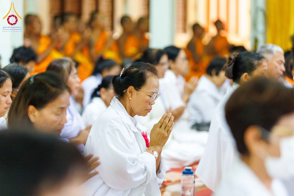 ภาพ No.296400:วันที่ 16 มกราคม พ.ศ. 2569 พิธีทอดผ้าป่าทำนุบำรุงศาสนสถาน ณ วัดโพธิ์เอน ต.บางขุนกอง อ.บางกรวย จ.นนทบุรี อนุสรณ์สถานลำดับที่ 4 สถานที่เกิดด้วยกายธรรม ในโครงการธรรมยาตรา กตัญญูบูชา มหาปูชนียาจารย์ พระมงคลเทพมุนี(สด จนฺทสโร) พระผู้ปราบมาร อนุสรณ์สถาน 7 แห่ง