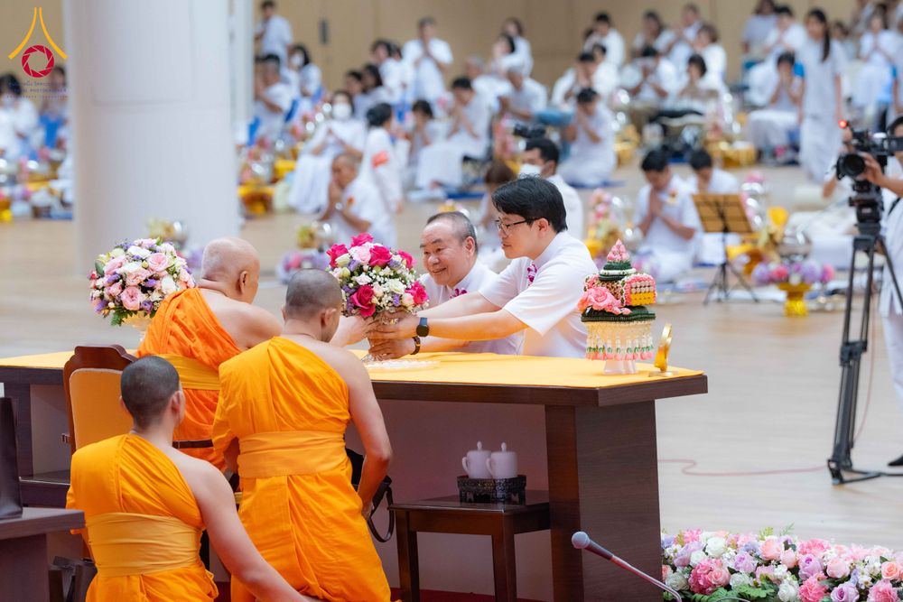 ภาพ No.310555:วันอาทิตย์ที่ 22 กุมภาพันธ์ พ.ศ. 2569 พิธีมุทิตาสักการะในโอกาสอายุวัฒนะมงคล 80 ปี พระพรหมวชิรปัญญาจารย์ (ทองดี สุรเตโช ป.ธ.9) ณ ห้องแก้วสารพัดนึก 2 วัดพระธรรมกาย จ.ปทุมธานี