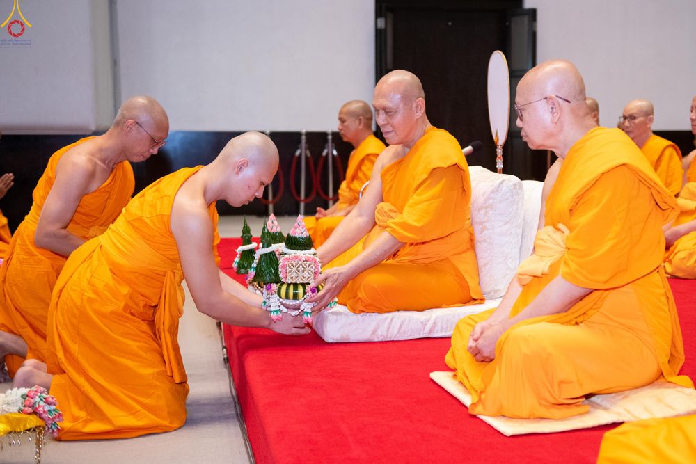 ภาพ No.335321:วันเสาร์ที่ 13 มิถุนายน พ.ศ.2569 พิธีขอบรรพชา , พิธีขอสรณคมน์และศีล , พิธีถวายบาตร , พิธีอุปสมบท โครงการอุปสมบทหมู่ผู้บริหาร รุ่นที่ 16 , โครงการอุปสมบทหมู่ธรรมทายาท  ระดับอุดมศึกษา รุ่นที่ 53 (ภาคฤดูฝน) ณ โบสถ์พระไตรปิฏก วัดพระธรรมกาย