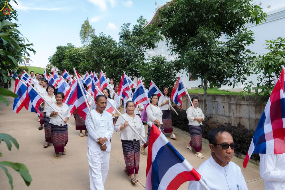 ภาพ No.331810:วันพฤหัสบดีที่ 4 มิถุนายน พ.ศ.2569 พิธีต้อนรับเปรียญธรรม 9 ประโยค และเปรียญธรรม 6 ประโยค  ณ อาคารธรรมสภา วัดบ้านขุน ต.บ่อหลวง อ.ฮอด จ.เชียงใหม่