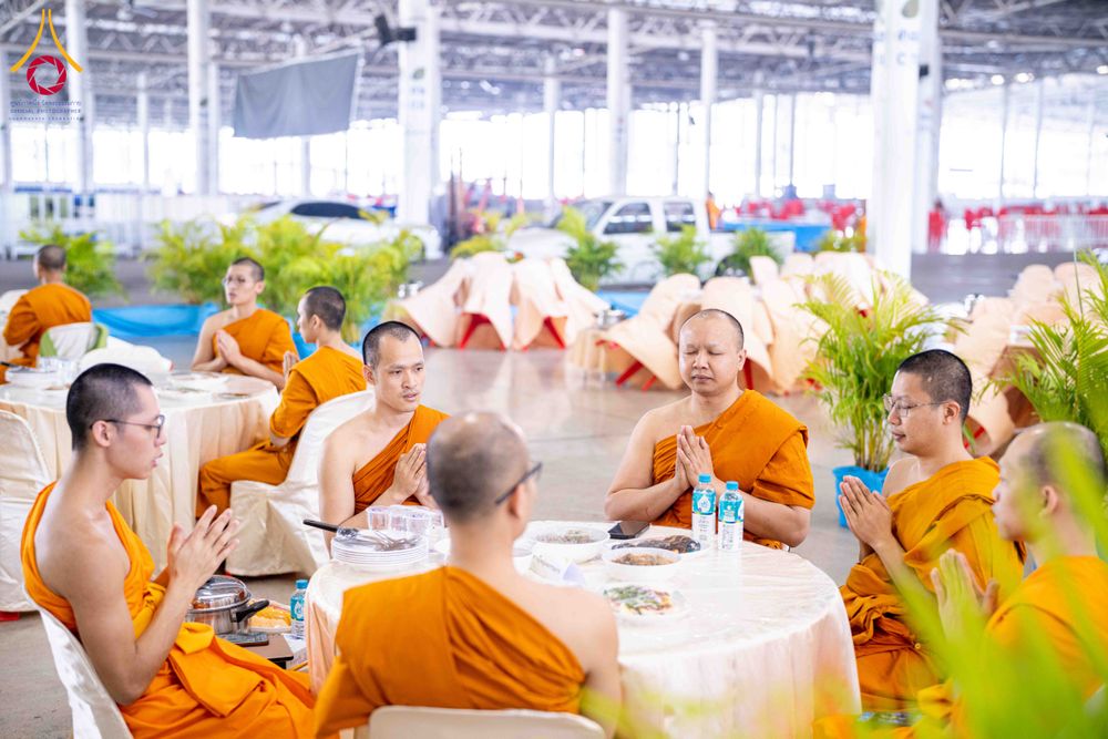 ภาพ No.309411:วันที่ 12 กุมภาพันธ์ พ.ศ. 2569 การสอบบาลีสนามหลวง ประจำปี 2569 ประโยค 1-2, ป.ธ.3/ ประโยค บ.ศ.1-2, บ.ศ.3 ณ สนามสอบประจำจังหวัดปทุมธานี แห่งที่ 2  วัดพระธรรมกาย อ.คลองหลวง จ.ปทุมธานี