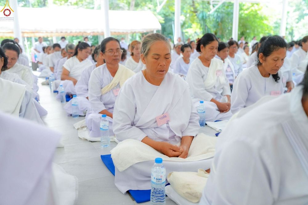 ภาพ No.247904:วันที่ 19-21 กันยายน พ.ศ. 2568 โครงการอบรมอุบาสิกาแก้ว รุ่นที่ 2 ณ ศูนย์ปฏิบัติธรรมจังหวัดบุรีรัมย์
