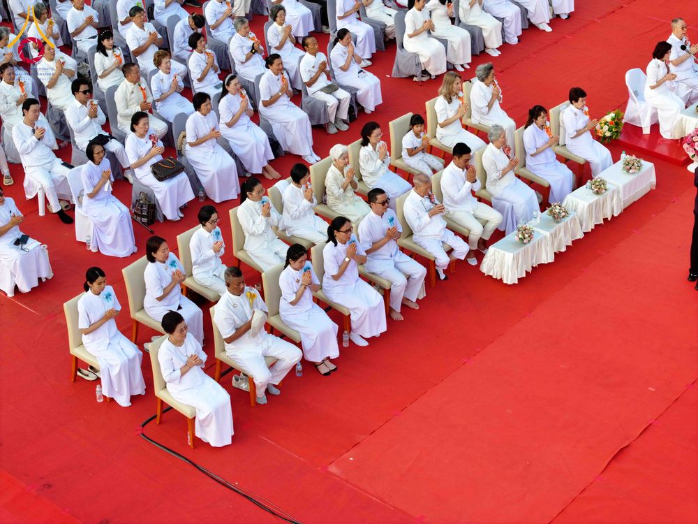 ภาพ No.312593:วันอาทิตย์ที่ 8 มีนาคม พ.ศ.2569 ทำบุญเมืองนครราชสีมา 558 ปี ตักบาตรพระ 10,000 รูป