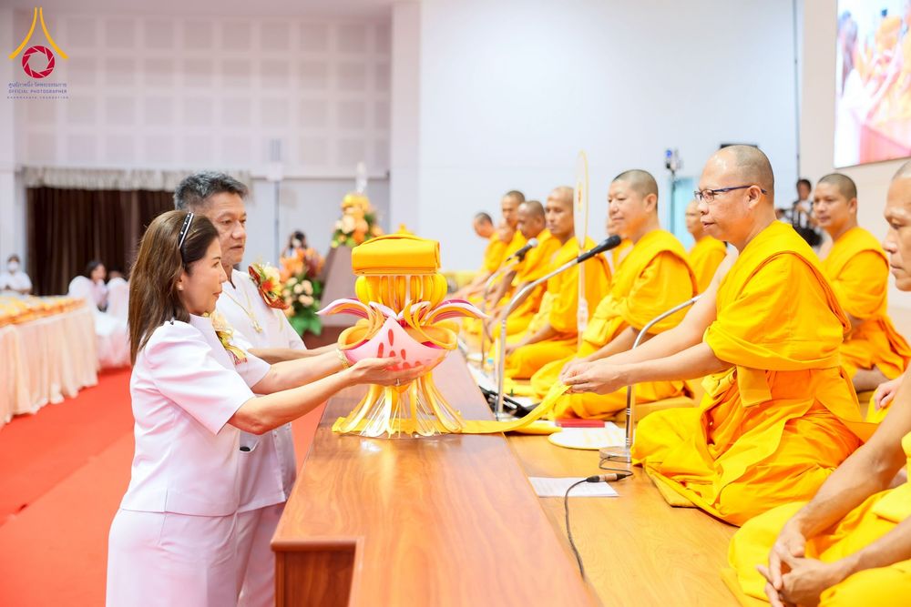 ภาพ No.255072:วันที่ 15 ตุลาคม พ.ศ. 2568 พิธีทอดกฐินสามัคคีประจำปี 2568 บูชาธรรม 81 ปี หลวงพ่อธัมมชโย ณ ศูนย์อบรมเยาวชนกาญจนบุรี