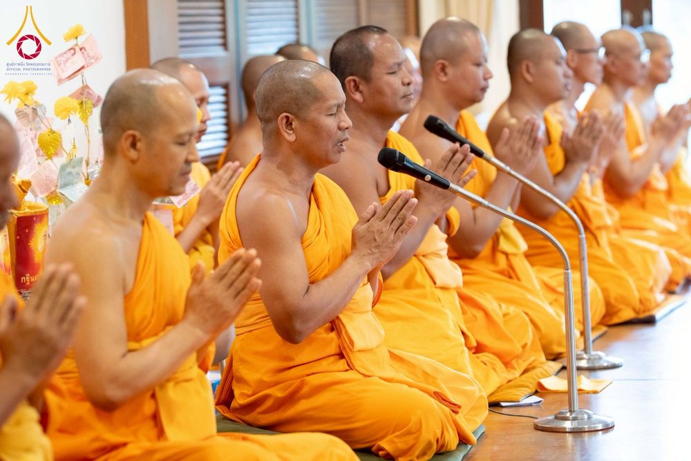 ภาพ No.251111:วันที่ 9 ตุลาคม พ.ศ. 2568 พิธีทอดกฐินประจำปี 2568 ณ ธุดงคสถานอ่างทอง