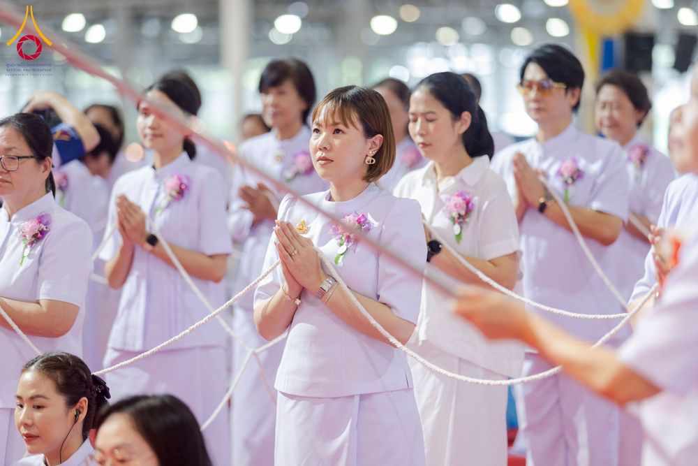 ภาพ No.261248:วันอาทิตย์ที่ 5 ตุลาคม พ.ศ. 2568 พิธีจุดเทียนใจ ไฟนิรันด์ อนันตชัย ณ สภาธรรมกายสากล วัดพระธรรมกาย