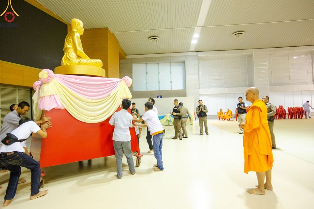 ภาพ No.158568:V.46 อาสาสมัครและเจ้าหน้าที่ทุกสถานะ ร่วมแรงร่วมใจรับบุญเตรียมงาน เก็บงาน งานบุญในเดือนกันยายน พ.ศ. 2567 ณ วัดพระธรรมกาย
