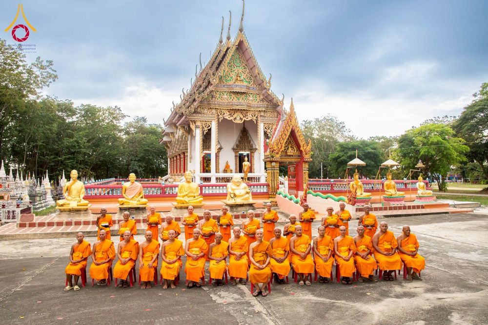 ภาพ No.276407:วันศุกร์ที่ 5 ธันวาคม 2568 (วันพ่อแห่งชาติ) พิธีบรรพชาอุปสมบทหมู่ธรรมทายาท จำนวน 14 รูป โครงการบรรพชาอุปสมบทหมู่ รุ่นบูชาธรรมมหาปูชนียาจารย์ ประจำปี 2568  ณ ศูนย์อบรมเยาวชนบางปะหัน จังหวัดพระนครศรีอยุธยา