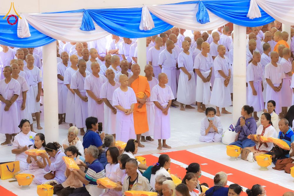 ภาพ No.281162:วันที่ 4 ธันวาคม พ.ศ. 2568 พิธีบรรพชาสามเณร ในโครงการบวชบูชาธรรมมหาปูชนียาจารย์  ณ วัดกลางพระอารามหลวง จังหวัดบุรีรัมย์