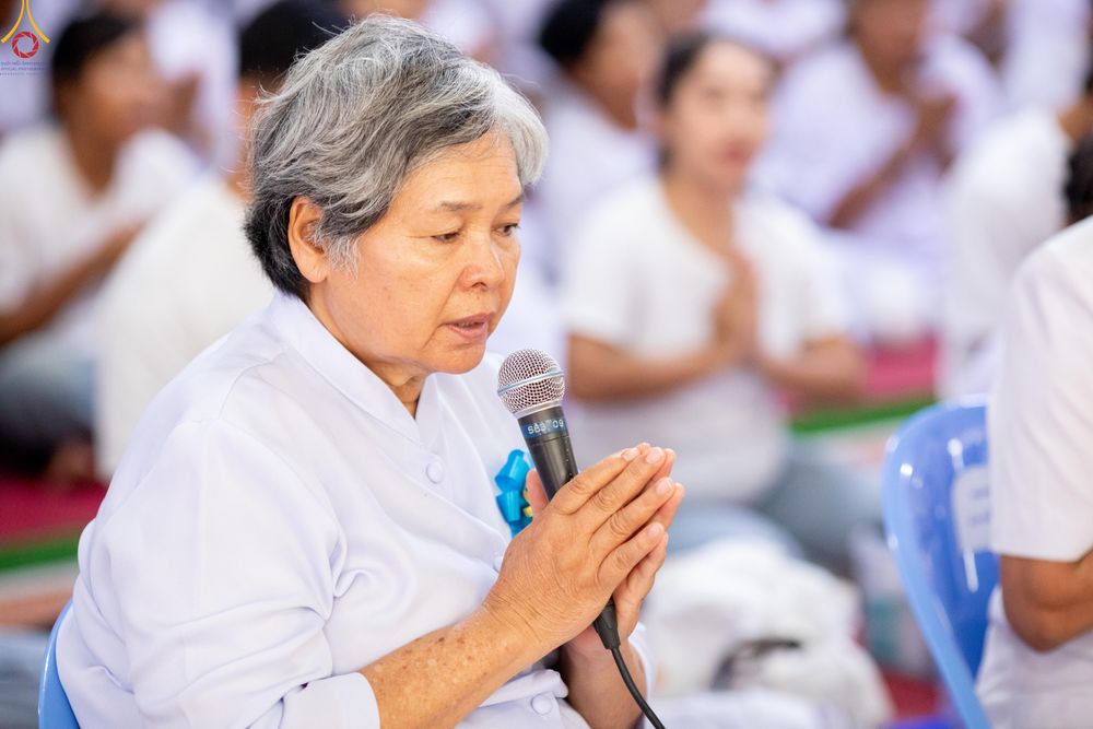 ภาพ No.301284:วันที่ 22 มกราคม พ.ศ. 2569 พิธีทอดผ้าป่าทำนุบำรุงศาสนสถาน ณ วัดใหม่พิบูลย์ผล อ.สองพี่น้อง จ.สุพรรณบุรี ในโครงการธรรมยาตรา กตัญญูบูชา มหาปูชนียาจารย์ พระมงคลเทพมุนี(สด จนฺทสโร) พระผู้ปราบมาร อนุสรณ์สถาน 7 แห่ง ปีที่ 14