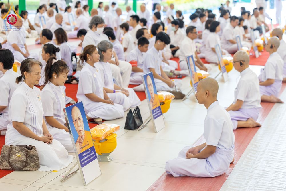 ภาพ No.286540:วันเสาร์ที่ 12 กรกฏาคม พ.ศ.2568 พิธีบรรพชาอุปสมบท  โครงการบรรพชาอุปสมบทหมู่ ธรรมทายาทนานาชาติ(ภาคภาษาจีน), โครงการบรรพชาสามเณร โรงเรียนนานาชาติ รุ่นที 14