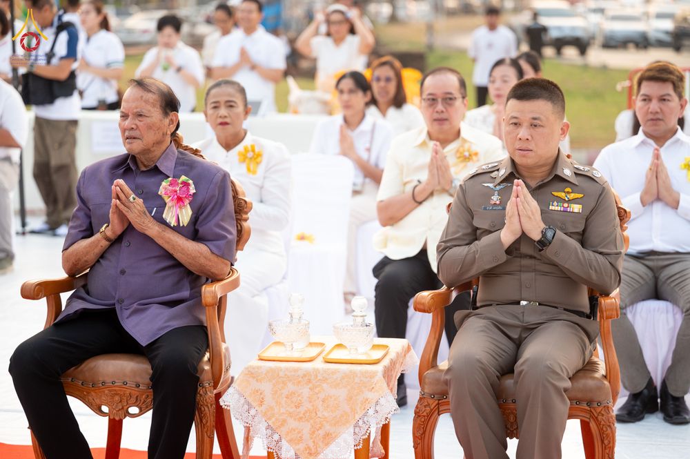 ภาพ No.318016:วันเสาร์ที่ 4 เมษายน พ.ศ. 2569 งานทำบุญเมืองใจกลางอยุธยา  ตักบาตรพระ 1,109 รูป ณ ถนนชีกุน หน้าวัดมหาธาตุ และวัดราชบูรณะ