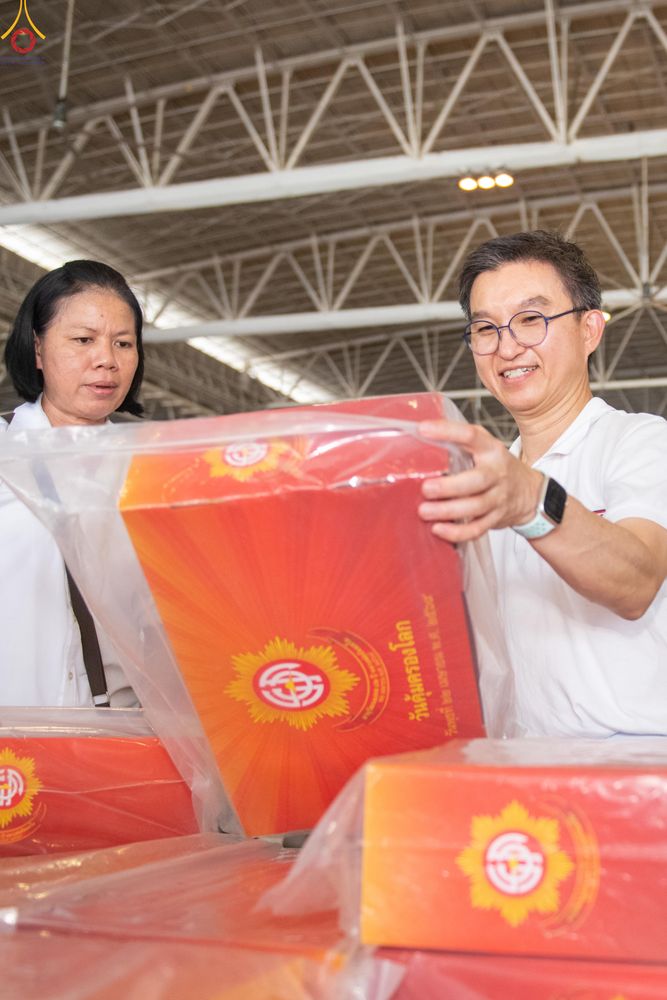 ภาพ No.322172:วันที่ 14 เมษายน พ.ศ.2569 การเตรียมกล่องไทยธรรม วันสุดท้าย เพื่องานถวายมหาสังฆทาน 40,000 กว่าวัดทั่วประเทศ วันคุ้มครองโลก 22 เมษายน พ.ศ.2569 วัดพระธรรมกาย