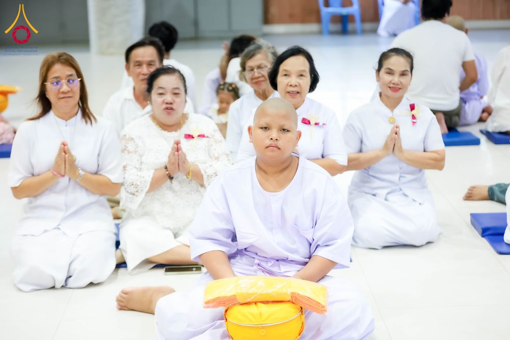 ภาพ No.317491:วันอาทิตย์ ที่ 29 มีนาคม พ.ศ.2569  พิธีปลงผม , พิธีขอขมามอบบาตรและผ้าไตร , พิธีบรรพชา ณ ศูนย์ปฏิบัติธรรมสมุทรปราการ จำนวน 42 รูป