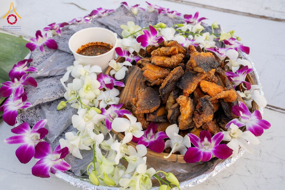 ภาพ No.290856:วันที่ 9 มกราคม พ.ศ. 2569 พิธีถวายภัตตาหารเป็นสังฆทาน แด่พระธรรมยาตรา ณ อนุสรณ์สถานคลองบางนางแท่น อ.สามพราน จ.นครปฐม ในโครงการธรรมยาตรา กตัญญูบูชา มหาปูชนียาจารย์ พระมงคลเทพมุนี(สด จนฺทสโร) พระผู้ปราบมาร อนุสรณ์สถาน 7 แห่ง ปีที่ 14