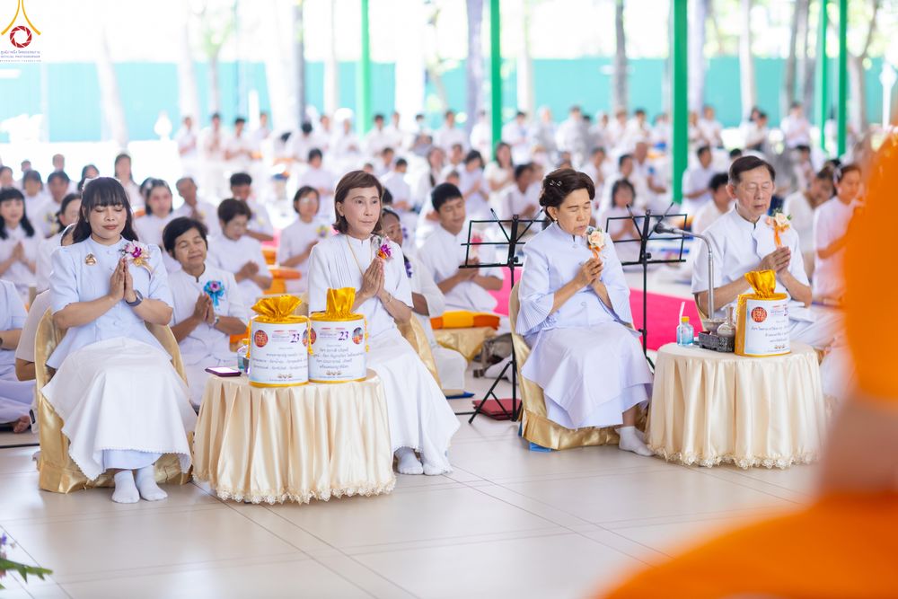 ภาพ No.328394:วันเสาร์ที่ 2 พฤษภาคม พ.ศ.2569 พิธีอุปสมบทสามเณรเตรียม DCI รุ่นที่ 23 ณ อุโบสถพระไตรปิฎก วัดพระธรรมกาย จังหวัดปทุมธานี