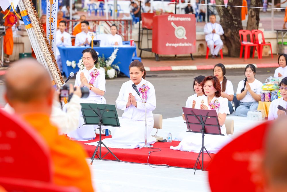 ภาพ No.310845:วันอาทิตย์ที่ 22 กุมภาพันธ์ พ.ศ. 2569 พิธีตักบาตรเเด่คณะพระภิกษุสงฆ์ 1,111 รูป จังหวัดน่าน หนึ่งในโครงการตักบาตรพระ 2,000,000 รูป 77 จังหวัดทั่วไทย ในวาระอันเป็นมงคลยิ่ง ครบรอบ 744 ปี นครน่าน สืบสานศรัทธา ทำบุญใหญ่ของเมืองน่าน ณ ข่วงเมือง วัดภูมินทร์ อำเ