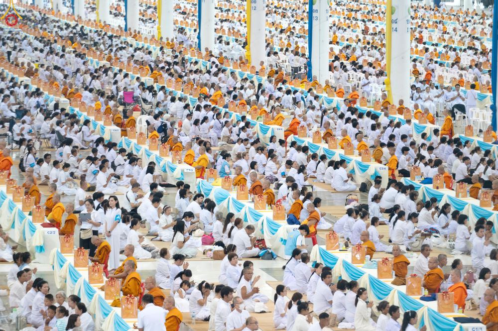 ภาพ No.342249:วันอาทิตย์ที่ 2 สิงหาคม พ.ศ.2569 พิธีถวายไทยธรรม คณะสงฆ์ 2,000 กว่าวัด ทั่วประเทศ, พิธีถวายไทยธรรม คณะสงฆ์ 323 วัด 4 จังหวัดชายแดนใต้ ณ สภาธรรมกายสากล วัดพระธรรมกาย