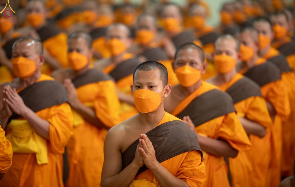 ภาพ No.68950:พิธีต้อนรับพระธรรมยาตรา ในโครงการธรรมยาตรากตัญญูบูชา มหาปูชนียาจารย์ พระมงคลเทพมุนี(สด จนฺทสโร) พระผู้ปราบมาร อนุสรณ์สถาน 7 แห่ง ปีที่ 11 วันที่ 3 มกราคม พ.ศ. 2566 ณ อนุสรณ์สถานมหาวิหารพระมงคลเทพมุนี จ.สุพรรณบุรี