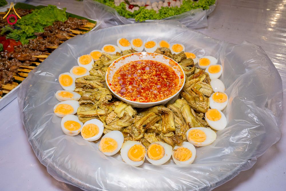 ภาพ No.303931:วันที่ 28 มกราคม พ.ศ. 2569 พิธีถวายภัตตาหารเป็นสังฆทาน แด่พระธรรมยาตรา ณ วัดพระธรรมกาย  จังหวัดปทุมธานี ในโครงการธรรมยาตรา กตัญญูบูชา มหาปูชนียาจารย์ พระมงคลเทพมุนี(สด จนฺทสโร) พระผู้ปราบมาร อนุสรณ์สถาน 7 แห่ง ปีที่ 14