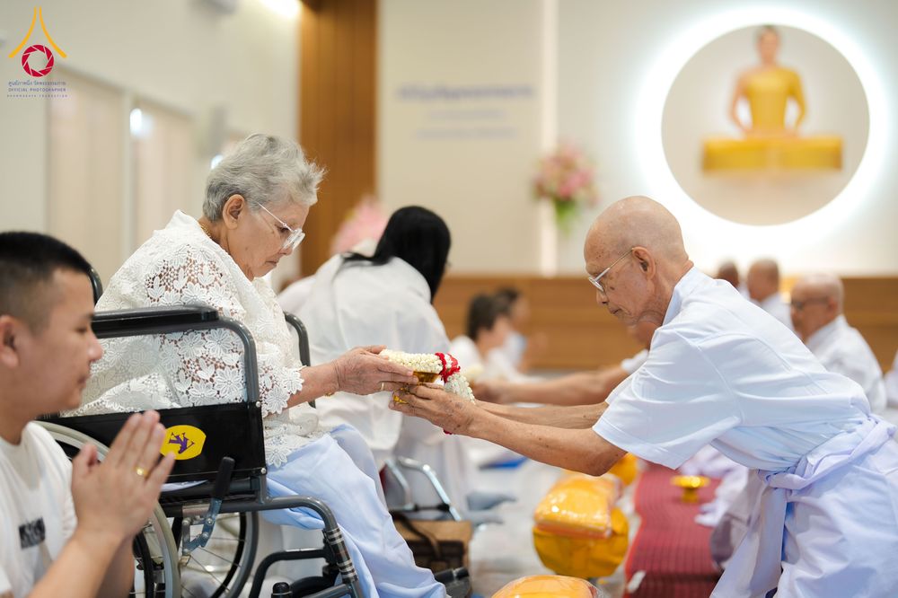 ภาพ No.341294:วันอาทิตย์ที่ 26 กรกฎาคม พ.ศ. 2569 ​โครงการอุปสมบทหมู่บูชาธรรมมหาปูชนียาจารย์ รุ่นที่ ๑ วัดกลางธนรินทร์ ต.บ้านแป้ง อ.พรหมบุรี จ.สิงห์บุรี