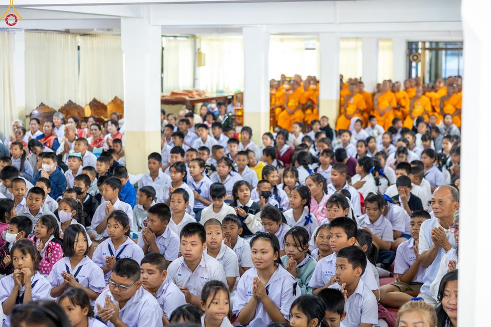 ภาพ No.293081:วันที่ 12 มกราคม พ.ศ. 2569 พิธีทอดผ้าป่าทำนุบำรุงศาสนสถาน ณ วัดไผ่โรงวัว ต.บางตาเถร อ.สองพี่น้อง จ.สุพรรณบุรี ในโครงการธรรมยาตรา กตัญญูบูชา มหาปูชนียาจารย์ พระมงคลเทพมุนี(สด จนฺทสโร) พระผู้ปราบมาร อนุสรณ์สถาน 7 แห่ง ปีที่ 14