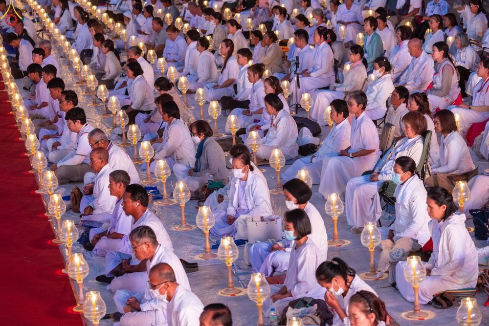 ภาพ No.292141:วันที่ 10 มกราคม พ.ศ. 2569 พิธีจุดประทีปถวายเป็นพุทธบูชา และบูชาธรรมมหาปูชนียาจารย์  ณ อนุสรณ์สถานคลองบางนางแท่น อ.สามพราน จ.นครปฐม ในโครงการธรรมยาตรา กตัญญูบูชา มหาปูชนียาจารย์ พระมงคลเทพมุนี(สด จนฺทสโร) พระผู้ปราบมาร อนุสรณ์สถาน 7 แห่ง ปีที่ 14