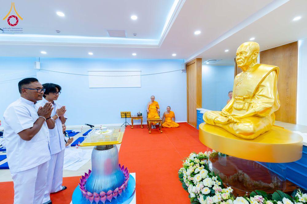 ภาพ No.313317:วันอาทิตย์ที่ 8 มีนาคม พ.ศ. 2569 พิธีสมโภชรูปเหมือนพระมงคลเทพมุนี (สด จนฺทสโร) และพิธีทอดผ้าป่าสามัคคีเพื่อสร้างวิหารพระมงคลเทพมุนี ณ วัดพุทธเคปทาวน์ ประเทศแอฟริกาใต้