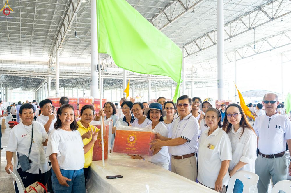 ภาพ No.322230:วันที่ 14 เมษายน พ.ศ.2569 การเตรียมกล่องไทยธรรม วันสุดท้าย เพื่องานถวายมหาสังฆทาน 40,000 กว่าวัดทั่วประเทศ วันคุ้มครองโลก 22 เมษายน พ.ศ.2569 วัดพระธรรมกาย