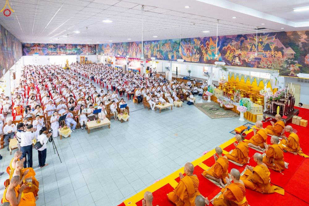 ภาพ No.286072:วันที่ 11 ตุลาคม พ.ศ. 2568 พิธีทอดกฐินสามัคคีทั่วไทย 30,000 วัด โดยคณะศิษยานุศิษย์ บูชาธรรม 81 ปี หลวงพ่อธัมมชโย ณ วัดโบสถ์บน ต.บางคูเวียง อ.บางกรวย จ.นนทบุรี