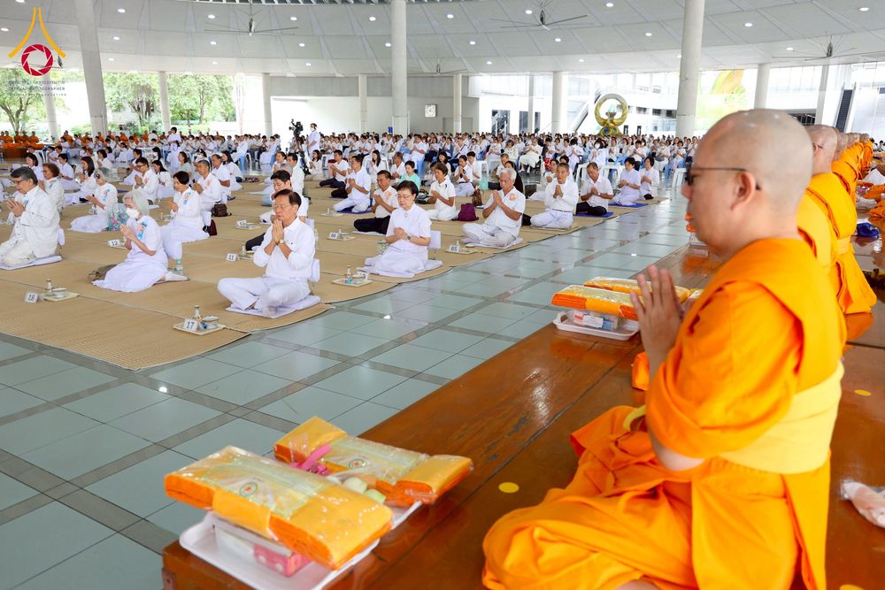 ภาพ No.271123:วันพุธที่ 20 พฤศจิกายน พ.ศ.2568 (วันพระ แรม 15 ค่ำ เดือน 12) พิธีบุพเปตพลี ครั้งที่ 173 ร่วมอุทิศบุญแด่หมู่ญาติที่ล่วงลับไปแล้ว และสืบทอดอายุพระพุทธศาสนา ณ หอฉันคุณยายอาจารย์ฯ วัดพระธรรมกาย