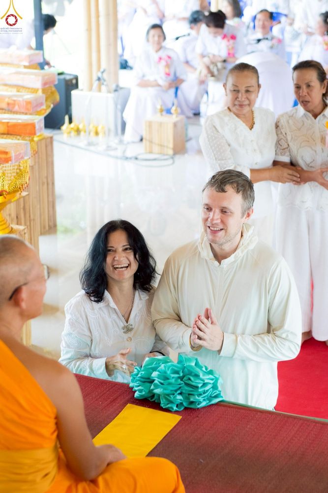 ภาพ No.263204:วันที่ 18 ตุลาคม พ.ศ. 2568 พิธีทอดกฐินสามัคคีเพื่อซื้อที่ดิน  สร้างอาคารครัวและโรงอาหาร  ห้องน้ำพร้อมโรงซักตากชาย-หญิง  และพิธีทอดกฐินสามัคคีทั่วไทย 30,000 วัด  ศูนย์ปฏิบัติธรรมนานาชาติทุ่งแสงธรรม  (Moonastery Meditation Center) ต.แสงอรุณ อ.ทับสะแก จ.ประ