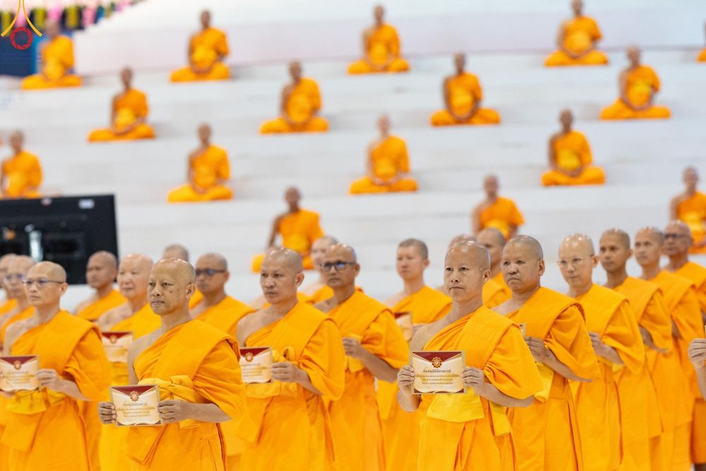 ภาพ No.182782:พิธีปฎิบัติธรรมและพิธีรับมอบต้นสมบัติจักรพรรดิ วันอาทิตย์ที่ 15 ธันวาคม พ.ศ. 2567 ณ สภาธรรมกายสากล วัดพระธรรมกาย