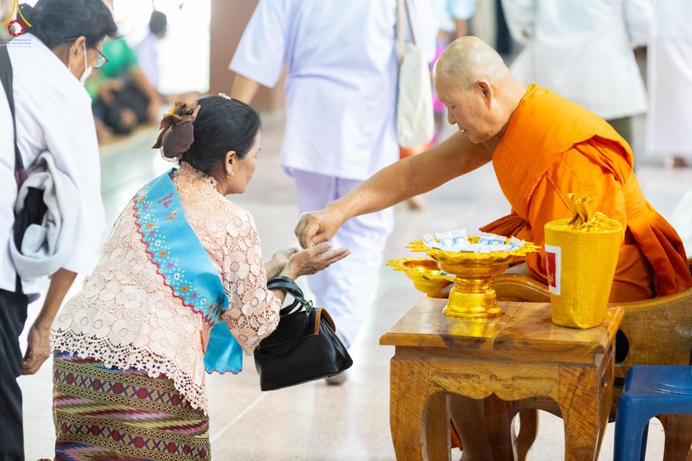 ภาพ No.288569:วันที่ 5 มกราคม พ.ศ. 2569 พิธีทอดผ้าป่าทำนุบำรุงศาสนสถาน ณ วัดอัมพวัน ต.สองพี่น้อง อ.สองพี่น้อง จ.สุพรรณบุรี ในโครงการธรรมยาตรา กตัญญูบูชา มหาปูชนียาจารย์ พระมงคลเทพมุนี(สด จนฺทสโร) พระผู้ปราบมาร อนุสรณ์สถาน 7 แห่ง ปีที่ 14