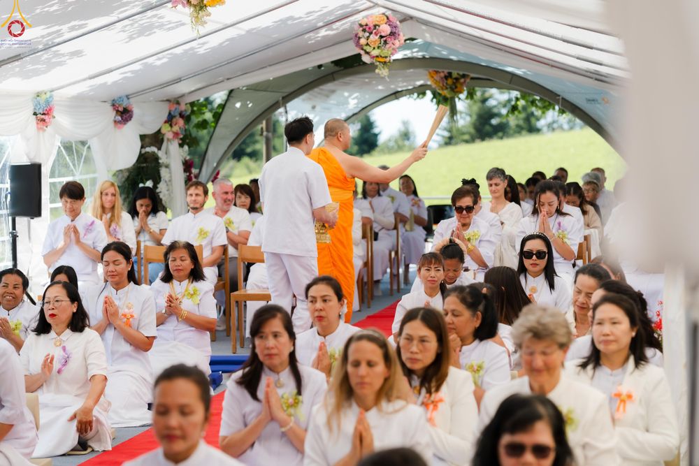 ภาพ No.286100:วันที่ 13 กรกฎาคม พ.ศ. 2568  พิธีทอดผ้าป่าฉลอง 13 ปี  วัดพระธรรมกายสวิตเซอร์แลนด์