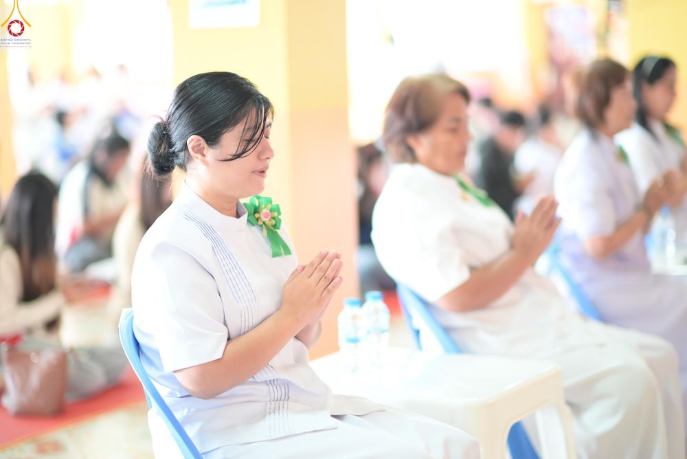 ภาพ No.291221:วันที่ 9 มกราคม พ.ศ. 2569 พิธีทอดผ้าป่าทำนุบำรุงศาสนสถาน ณ วัดนาราภิรมย์ อ.บางเลน จ.นครปฐม ในโครงการธรรมยาตรา กตัญญูบูชา มหาปูชนียาจารย์ พระมงคลเทพมุนี(สด จนฺทสโร) พระผู้ปราบมาร อนุสรณ์สถาน 7 แห่ง ปีที่ 14