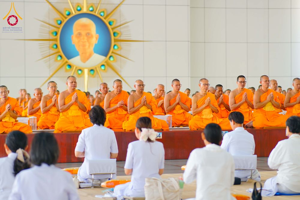 ภาพ No.316426:วันเสาร์ที่ 21 มีนาคม พ.ศ.2569 พิธีถวายภัตตาหารเมนูสวรรค์ เพื่อการบรรลุธรรม ณ หอฉันคุณยายอาจารย์ฯ วัดพระธรรมกาย