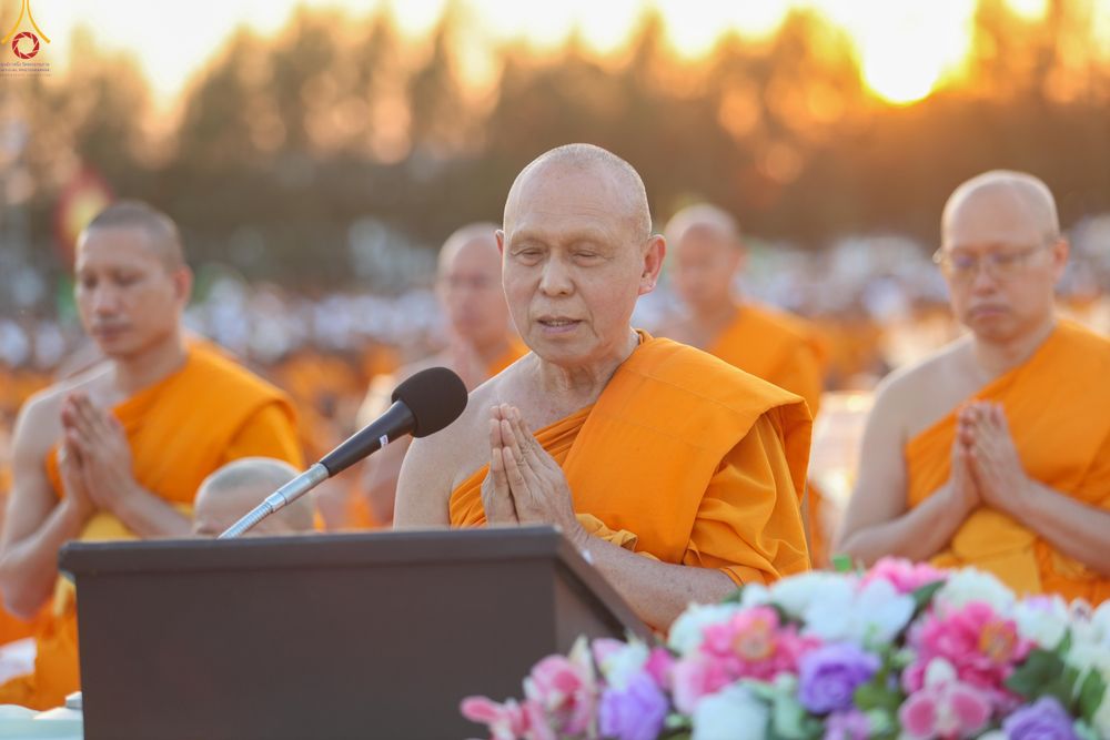 ภาพ No.302042:วันที่ 23 มกราคม พ.ศ. 2569 พิธีจุดประทีปธรรมถวายเป็นพุทธบูชา และบูชาธรรมมหาปูชนียาจารย์  ณ อนุสรณ์สถานลำดับที่ 5 สถานที่เผยแผ่วิชชาธรรมกายครั้งแรก อนุสรณ์สถานบางปลา วัดบางปลา อำเภอบางเลน จังหวัดนครปฐม ในโครงการธรรมยาตรา กตัญญูบูชา มหาปูชนียาจารย์ พระมงคล