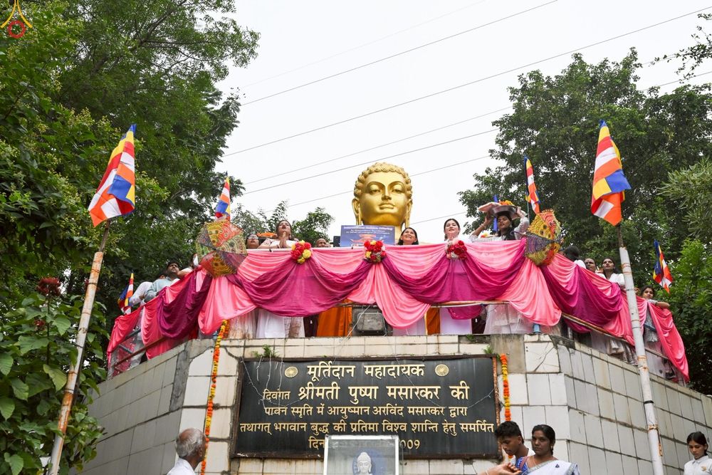 ภาพ No.263505:วันที่ 18 ตุลาคม พ.ศ. 2568 พิธีแห่กฐิน และกฐินสมทบหลวงพ่อ ธัมมชโย  ถวายแด่ วัดพุทธภูมิ เมืองโภปาล รัฐมัธยประเทศ ประเทศอินเดีย 