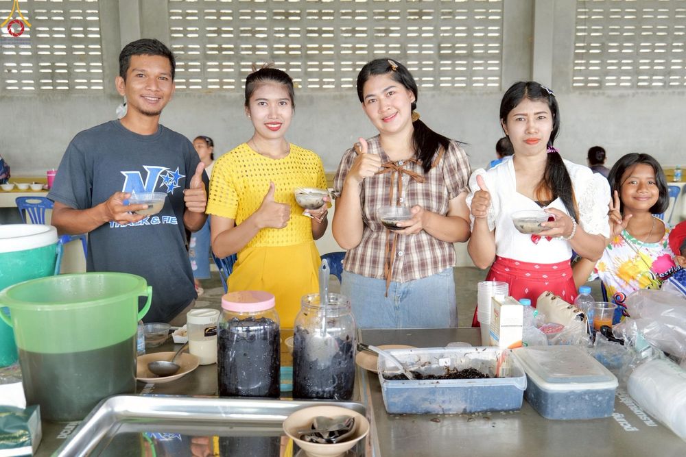 ภาพ No.256718:วันที่ 16 ตุลาคม พ.ศ. 2568 พิธีทอดกฐินสามัคคีทั่วไทย 30,000 วัด โดยคณะศิษยานุศิษย์ บูชาธรรม 81 ปี หลวงพ่อธัมมชโย ณ วัดสุภาษิตาราม ต.เกาะนางคำ อ.ปากพะยูน จ.พัทลุง