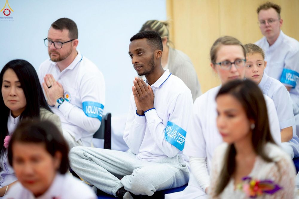 ภาพ No.270407:วันอาทิตย์ที่ 19 ตุลาคม พ.ศ. 2568 พิธีทอดกฐินสามัคคี เพื่อสถาปนากุฏิสงฆ์  น้อมถวายเป็นพุทธบูชาและบูชาธรรม แด่หลวงพ่อธัมมชโย ณ วัดพุทธเคปทาวน์  ประเทศสาธารณรัฐแอฟริกาใต้