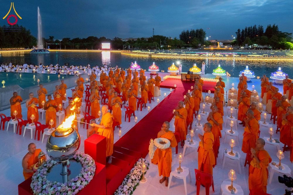 ภาพ No.266296:วันพุธที่ 5 พฤศจิกายน พ.ศ. 2568 (วันพระ ขึ้น 15 ค่ำ เดือน 12) พิธีลอยกระทงธรรม  ณ สระมหาเศรษฐีทะเลบุญ มหาวิหารพระมงคลเทพมุนี วัดพระธรรมกาย จ.ปทุมธานี