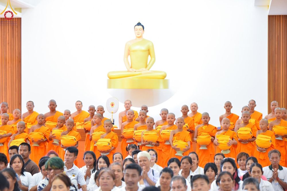 ภาพ No.133347:พิธีบรรพชาสามเณร ในโครงการบรรพชาสามเณร ฟื้นฟูพระพุทธศาสนาทั่วไทย ณ ศูนย์ปฏิบัติธรรมจันทบุรี วันพุธที่ 3 เมษายน พ.ศ. 2567