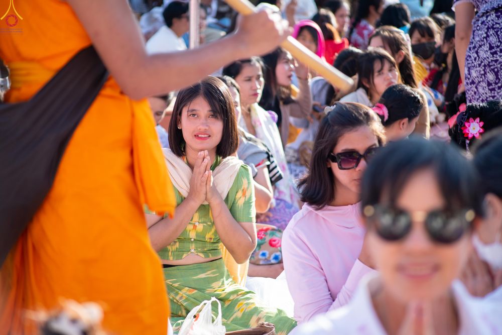 ภาพ No.292981:วันที่ 11 มกราคม พ.ศ. 2569 พิธีต้อนรับพระธรรมยาตรา ณ อนุสรณ์สถานลำดับที่ 3 (ภาพชุดที่ 2) สถานที่เกิดในเพศสมณะ วัดสองพี่น้อง อำเภอสองพี่น้อง จังหวัดสุพรรณบุรี ในโครงการธรรมยาตรา กตัญญูบูชา มหาปูชนียาจารย์ พระมงคลเทพมุนี(สด จนฺทสโร) พระผู้ปราบมาร อนุสรณ์สถ