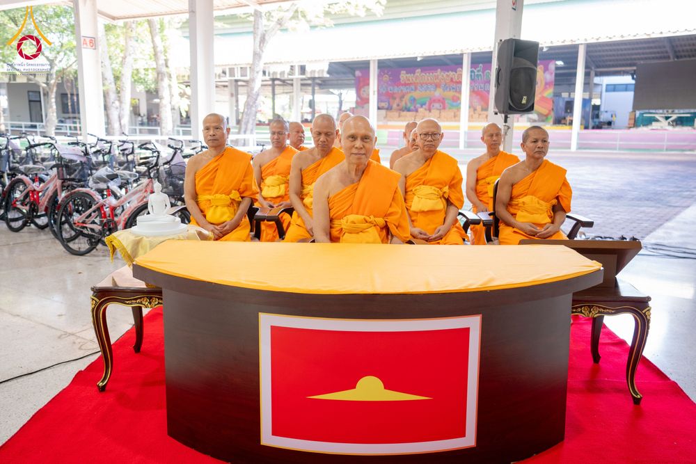 ภาพ No.290930:วันจันทร์ที่ 5 มกราคม พ.ศ. 2569  วัดพระธรรมกาย มูลนิธิธรรมกาย  จัดพิธีมอบของขวัญสนับสนุนการจัดกิจกรรมงานวันเด็กแห่งชาติ ประจำปี พ.ศ. 2569 ให้แก่องค์กรภาคีเครือข่ายกว่า 200 องค์กร ณ วัดพระธรรมกาย อ.คลองหลวง จ.ปทุมธานี