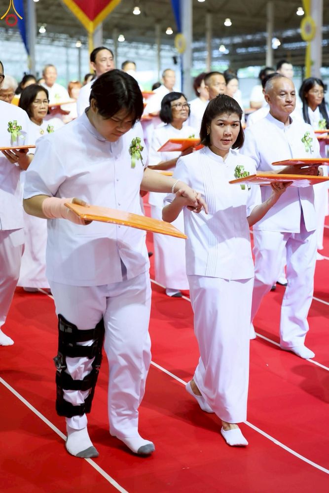 ภาพ No.243937:วันอาทิตย์ที่ 7 กันยายน พ.ศ. 2568 พิธีทอดผ้าป่าสมทบกฐินวัดพระธรรมกาย และสมทบกฐิน 30,000 วัดทั่วไทย ครั้งที่ 2 ณ ห้องแก้วสารพัดนึก 1 วัดพระธรรมกาย