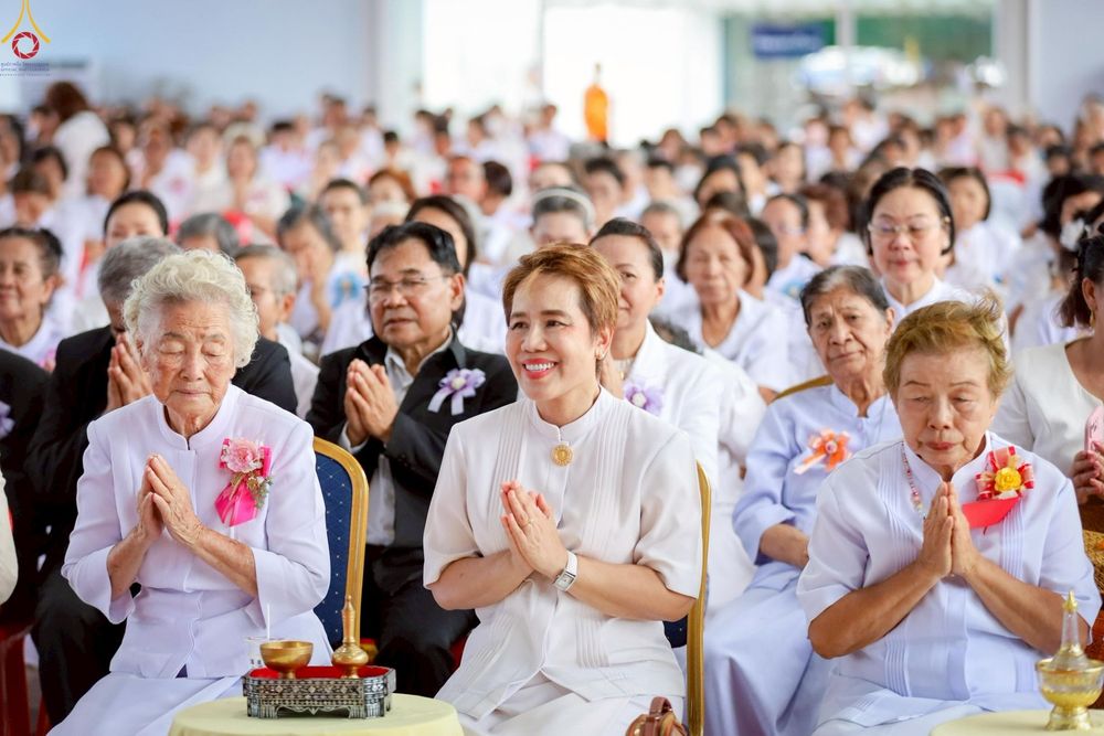 ภาพ No.272692:วันที่ 1 พฤศจิกายน พ.ศ. 2568 พิธีทอดกฐินสามัคคีทั่วไทย ณ วัดศรีวรรณวนาราม ต.คลองสาม อ.คลองหลวง จ.ปทุมธานี โดยคณะศิษยานุศิษย์ บูชาธรรม 81 ปี หลวงพ่อธัมมชโย