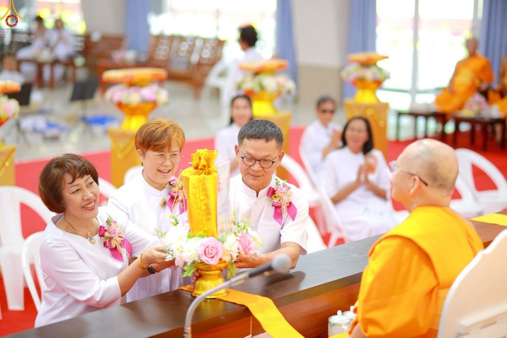 ภาพ No.261066:วันอังคารที่ 14 ตุลาคม พ.ศ. 2568 พิธีทอดกฐินสามัคคี "สร้างองค์พระเจดีย์เพื่อสร้างสันติภาพโลก" ขนาดหน้าตัก 10 เมตร ณ ศูนย์ปฏิบัติธรรมระยอง(บ้านช่องลม) ตำบลบางบุตร อำเภอบ้านค่าย จังหวัดระยอง