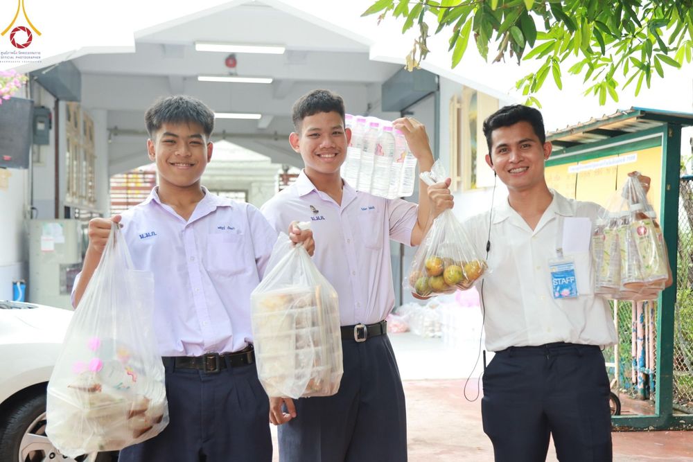 ภาพ No.184911:กิจกรรมวันรวมพลังเด็กดี V-Star ผู้นำฟื้นฟูศีลธรรมโลก กรุงเทพมหานคร ณ วัดมหาธาตุยุวราชรังสฤษฎิ์ราชวรมหาวิหาร กรุงเทพมหานคร ในวันที่ 13 ธันวาคม พ.ศ. 2567