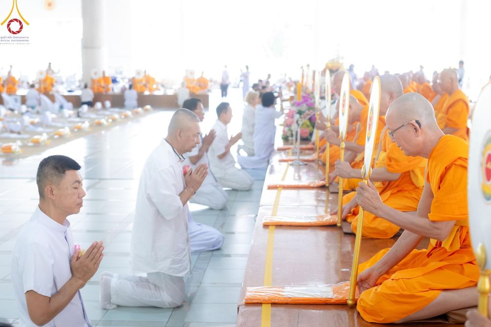 ภาพ No.149290:พิธีบุพเปตพลี ครั้งที่ 154 ร่วมอุทิศบุญแด่หมู่ญาติที่ล่วงลับไปแล้ว และสืบทอดอายุพระพุทธศาสนา วันจันทร์ที่ 19 สิงหาคม พ.ศ.2567 ณ หอฉันคุณยายอาจารย์ฯ วัดพระธรรมกาย